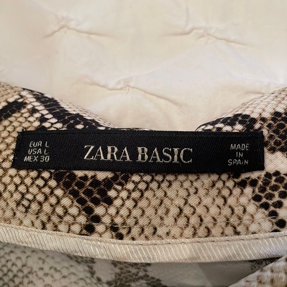 ZARA snake print Skort - size L - Picture 2 of 2